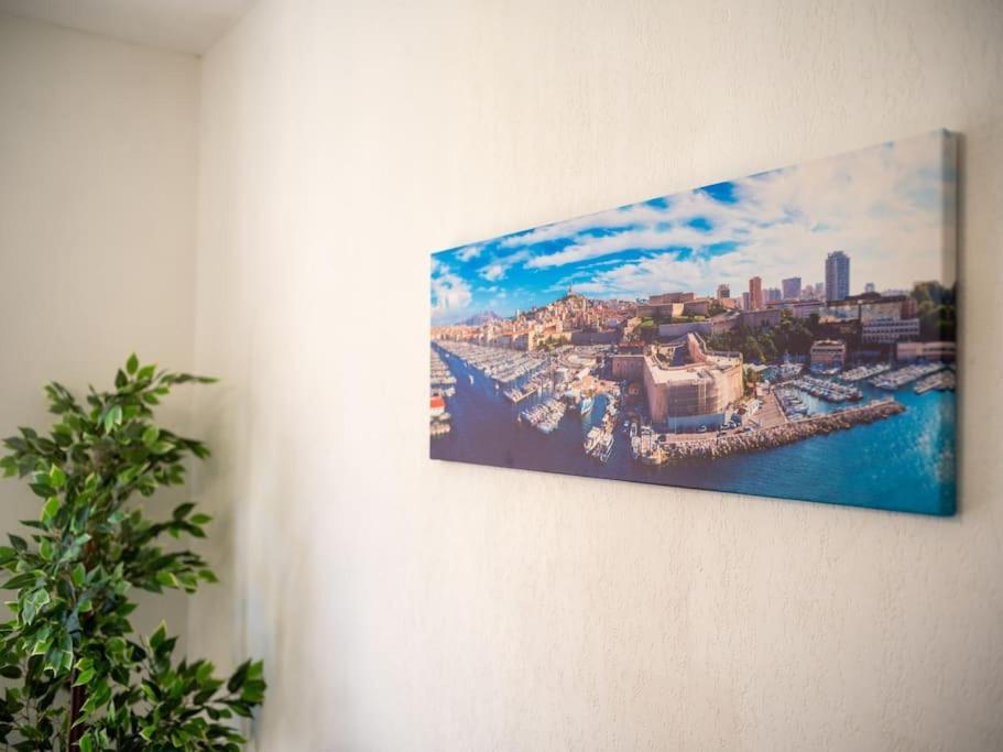 Appartement Tout Equipe A 5 Min De La Gare St Charles Marsilia Exterior foto